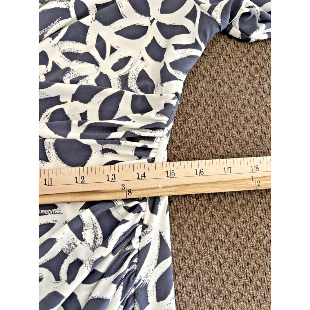 LAUREN RALPH LAUREN Slinky Stretch Shirred Surplice Dress‎ Size 12 Gray Midi - Picture 9 of 12